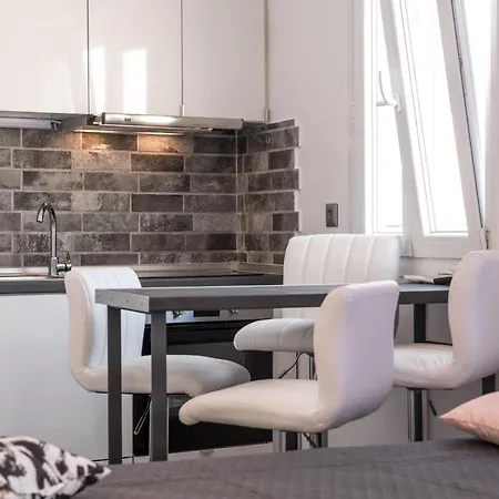 Corfu Downtown Apartment